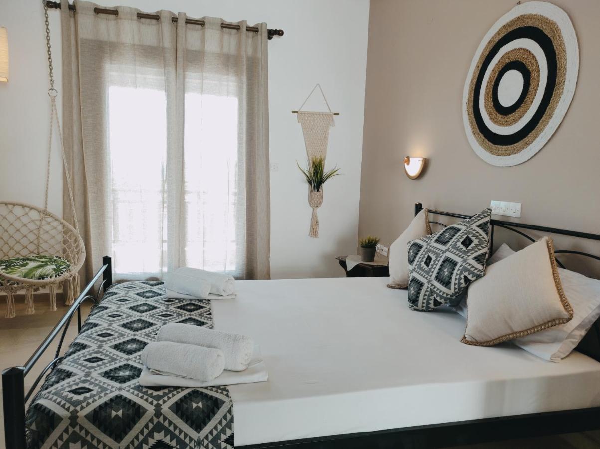 Hotel Alexandra Nea Roda Luaran gambar