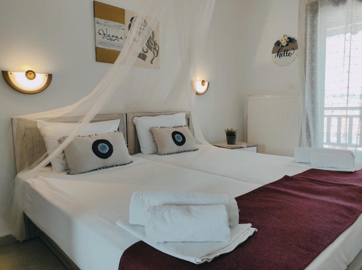 Hotel Alexandra Nea Roda Luaran gambar
